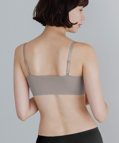 BAMBI WATER（バンビウォーター）の「【昼夜兼用】ノンワイヤーなのにホールド力抜群 外出時もおうちでも 1日中使える ナイトブラ シームレス (バンドゥ) セットアップ可能（ナイトブラ・レディース・グレイッシュベージュ/ブラック・XL/L/M/S）」の14枚目の写真