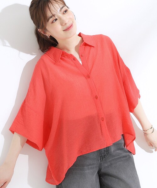 Cutie Blonde（キューティーブロンド）の「ゆるっと感がこなれ見え ワッシャーシアー半袖シャツ（シャツ/ブラウス・レディース・ライトイエロー系/チャコールグレー/レッド系1/パープル/ブルー系その他/ライトグリーン・00）」の6枚目の写真