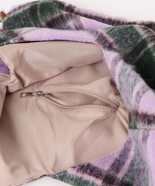 FRUIT OF THE LOOM(フルーツオブザルーム)の「FTL SHAGGY HAND BAG / ハンドバッグ / シャギー / ワンハンドル / チェック(ハンドバッグ・メンズ・パープル/イエロー/ブルー・FREE)」の7枚目の写真