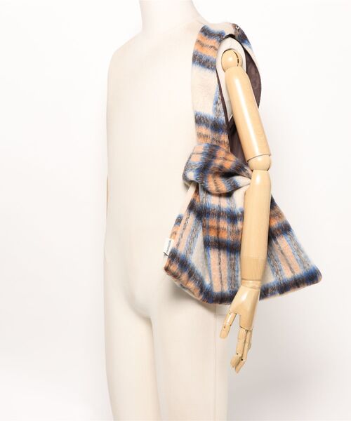 FRUIT OF THE LOOM(フルーツオブザルーム)の「FTL SHAGGY HAND BAG / ハンドバッグ / シャギー / ワンハンドル / チェック(ハンドバッグ・メンズ・パープル/イエロー/ブルー・FREE)」の9枚目の写真