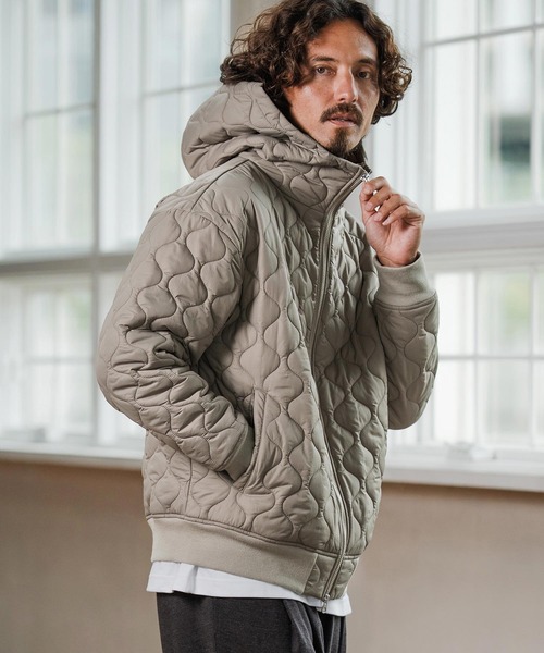 Magine(マージン)の「mj10911-Gourd Quilted Padded Blouson キルトブルゾン(ブルゾン・メンズ・グレイッシュベージュ/ブラック/オリーブ・48/46/44)」の2枚目の写真