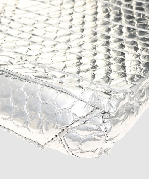 kolor BEACON(カラービーコン)の「25WBM-A03533(ショルダーバッグ・メンズ・シルバー・FREE)」の7枚目の写真