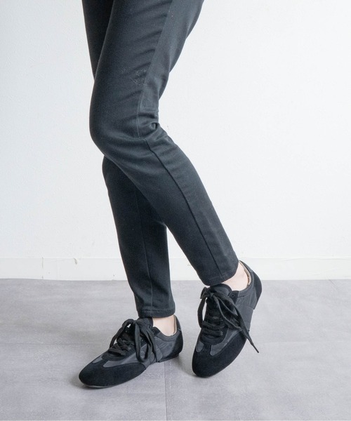 Fabby fabby（ファビィーファビィー）の「サテン2ステッチサッカーシューズ（スニーカー・レディース・ベージュ/ブラック/ブラウン/グレー・MEDIUM/LARGE/SMALL）」の17枚目の写真