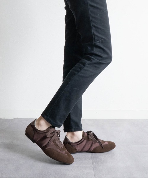 Fabby fabby（ファビィーファビィー）の「サテン2ステッチサッカーシューズ（スニーカー・レディース・ベージュ/ブラック/ブラウン/グレー・MEDIUM/LARGE/SMALL）」の21枚目の写真