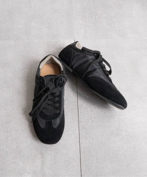 Fabby fabby（ファビィーファビィー）の「サテン2ステッチサッカーシューズ（スニーカー・レディース・ベージュ/ブラック/ブラウン/グレー・MEDIUM/LARGE/SMALL）」の6枚目の写真