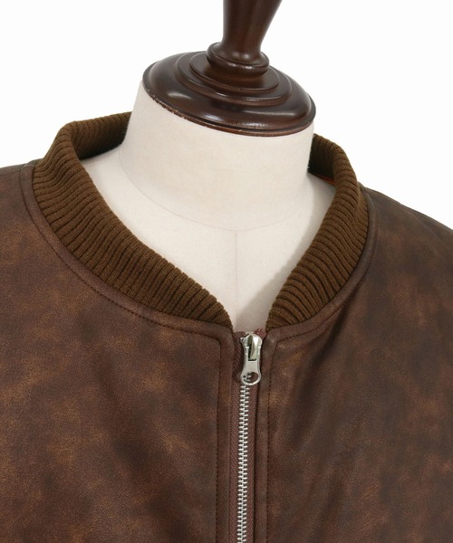 CAMBIO(カンビオ)の「mj10940-Vintage Like Synthetic Leather Oversized MA-1 ブルゾン(MA-1・メンズ・ブラック/ブラウン・M/L)」の9枚目の写真