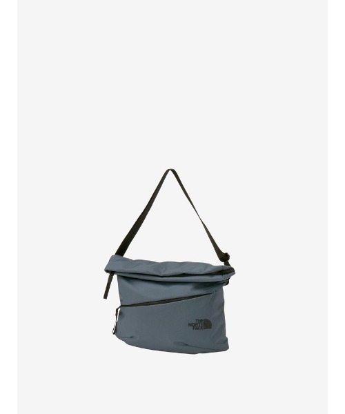 THE NORTH FACE（ザノースフェイス）の「ザ・ノースフェイス / ピレネーショルダーL NM82508（ショルダーバッグ・レディース・ブラック/グレー系その他/グレー系その他2・LARGE）」の3枚目の写真