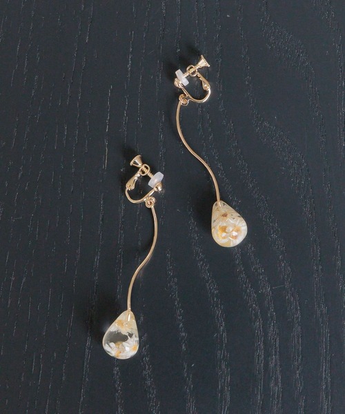 Andemiu（アンデミュウ）の「インドロップイヤリング584147（イヤリング・レディース・アイボリー/ホワイト系その他・FREE）」の2枚目の写真