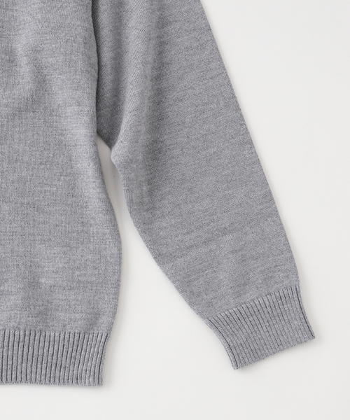 ATON（エイトン）の「ATON (エイトン) WOOL WASHI CREWNECK SWEATER（ニット/セーター・メンズ・ブラック/チャコールグレー・4/6）」の4枚目の写真