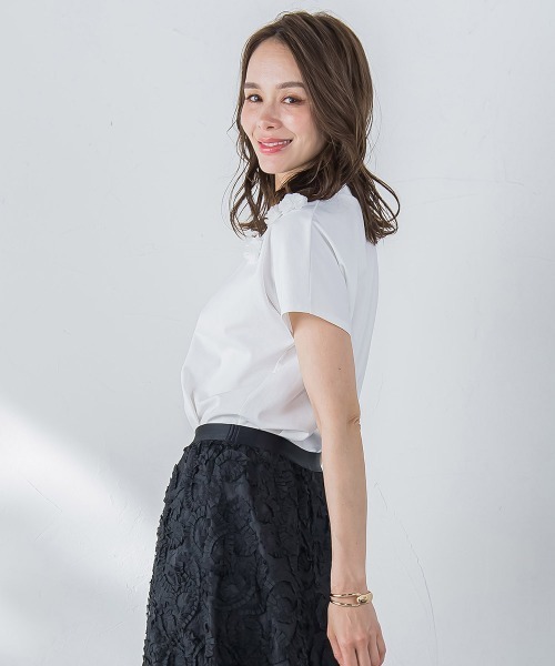 Viaggio Blu(ビアッジョブルー)の「フラワーモチーフカットソー≪手洗い可能≫(Tシャツ/カットソー・レディース・ホワイト/ブラック・M/S/L)」の15枚目の写真