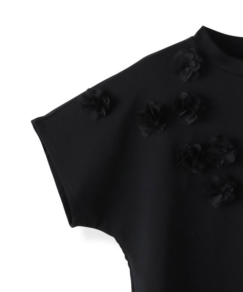 Viaggio Blu(ビアッジョブルー)の「フラワーモチーフカットソー≪手洗い可能≫(Tシャツ/カットソー・レディース・ホワイト/ブラック・M/S/L)」の8枚目の写真