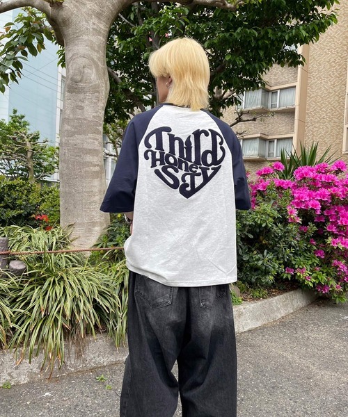 ATMARK（アットマーク）の「《フリーサイズ　/　UNISEX　》ATMARK　ハートロゴラグランTee（Tシャツ/カットソー・レディース・ホワイト×ネイビー/ホワイト×レッド・FREE）」の8枚目の写真