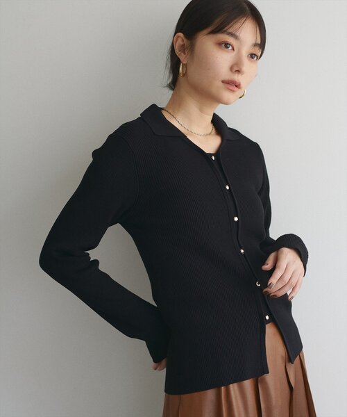 natural couture(ナチュラルクチュール)の「前あきカーデ風長袖ニット(ニット/セーター・レディース・ブラック/オフホワイト/ブラウン/ボルドー・FREE)」の3枚目の写真