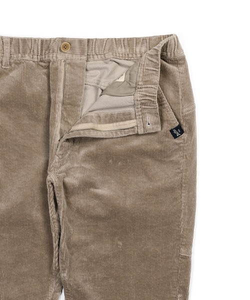 The DUFFER of ST.GEORGE（ザダファーオブセントジョージ）の「【WEB限定アイテム】STRETCH CORDUROY REGULAR FIT PANTS：ストレッチコーデュロイ レギュラーフィットパンツ（その他パンツ・メンズ・グレイッシュベージュ/カーキ/スミクロ・X-LARGE/LARGE/MEDIUM/SMALL）」の13枚目の写真