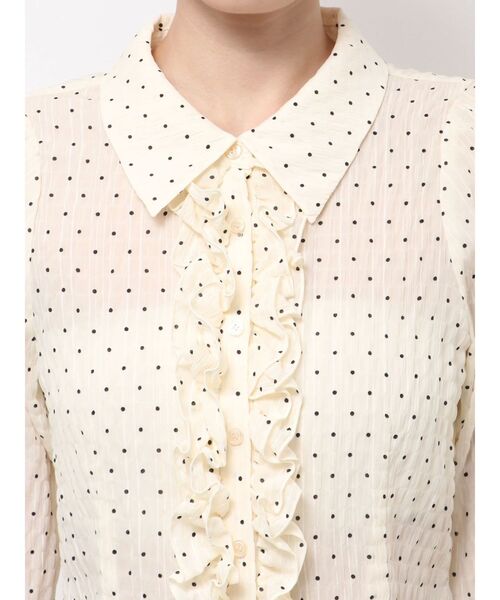 dazzlin（ダズリン）の「シュリンクフラワーショートシャツ（シャツ/ブラウス・レディース・オフホワイト/ブラウン/アイボリー/ブラック・FREE）」の12枚目の写真