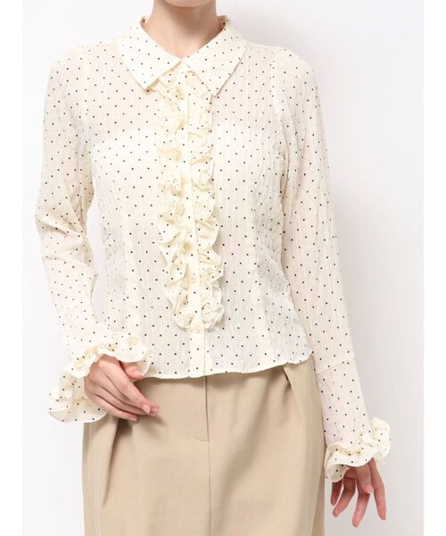 dazzlin（ダズリン）の「シュリンクフラワーショートシャツ（シャツ/ブラウス・レディース・オフホワイト/ブラウン/アイボリー/ブラック・FREE）」の9枚目の写真