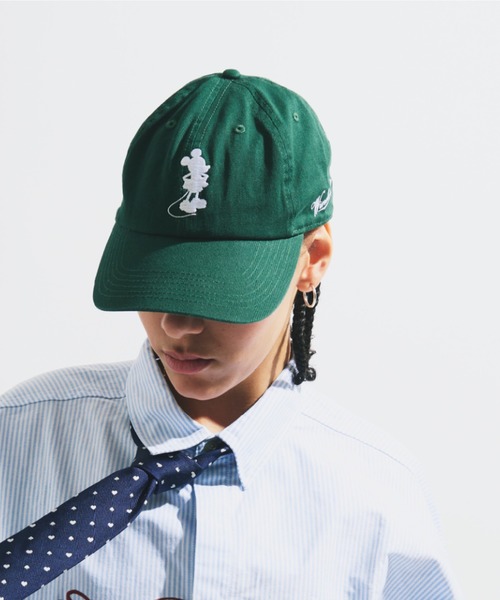 Disney（ディズニー）の「MICKEY / SILHOUETTE CAP（キャップ・レディース・ブラック/レッド/グリーン・F）」の3枚目の写真