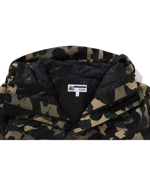 A BATHING APE（アベイシングエイプ）の「MIXED 1ST CAMO SNOWBOARD