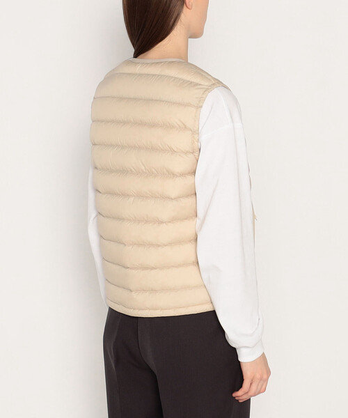 DANTON（ダントン）の「WOMEN'S CREWNECK INNER DOWN VEST（ダウンベスト・レディース・ブラウン系その他/ブラック/オリーブ/ブラック系その他/オフホワイト/マスタード/ベージュ系その他・M/S/XS）」の14枚目の写真
