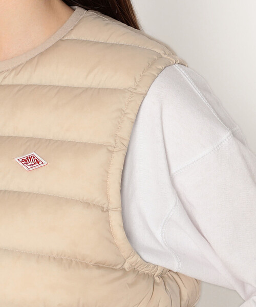 DANTON（ダントン）の「WOMEN'S CREWNECK INNER DOWN VEST（ダウンベスト・レディース・ブラウン系その他/ブラック/オリーブ/ブラック系その他/オフホワイト/マスタード/ベージュ系その他・M/S/XS）」の17枚目の写真