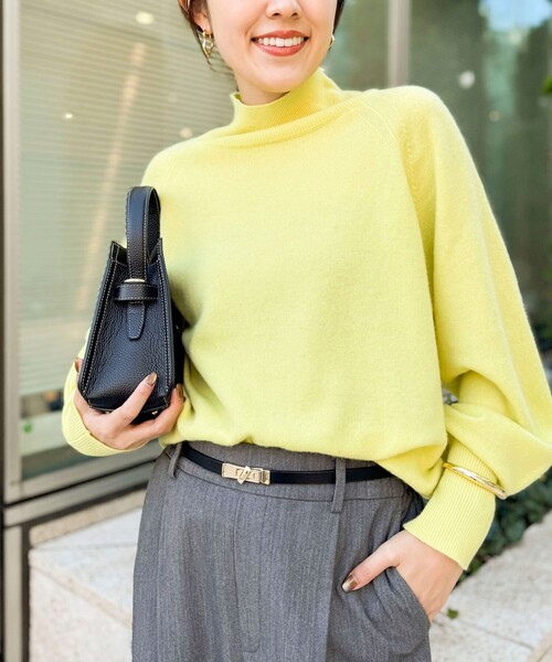 NOLLEY’S（ノーリーズ）の「12Gオルティアハイネックプルオーバーニット（ニット/セーター・レディース・イエロー/ベビーピンク/ミント/オフホワイト/ライトグレー/ダークブラウン・38）」の6枚目の写真