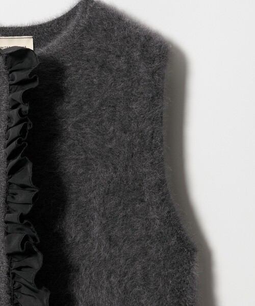 UNITED ARROWS（ユナイテッドアローズ）の「フォックスカシミヤ フリルコンビ ベスト（ベスト・レディース・ダークグレー/モカ/ネイビー・FREE）」の19枚目の写真