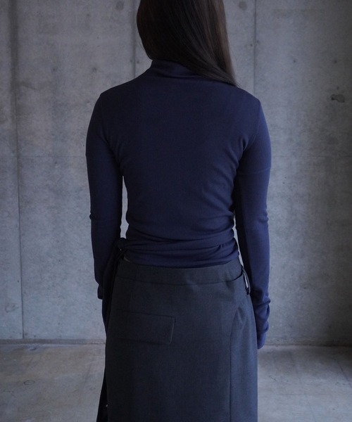 LOW CLASSIC（ロウ クラシック）の「BUTTON UP WRAP T-SHIRT（Tシャツ