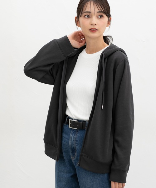 Honeys(ハニーズ)の「【ハニぽか】あったかきれいめジップ(パーカー・レディース・グレイッシュベージュ/ブラック/ラベンダー/スミクロ・S/M/LL/L)」の3枚目の写真