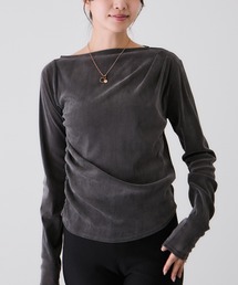 オフショルタックTシャツ