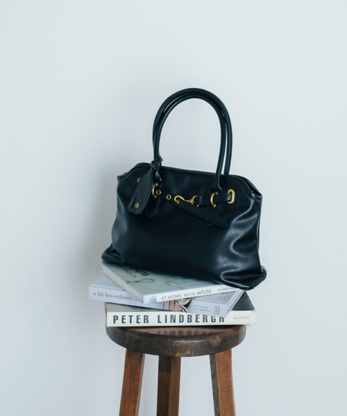 Shelly island（シェリーアイランド）の「金具付ハンドバッグ（ハンドバッグ・レディース・ブラウン/ブラック・FREE）」の4枚目の写真