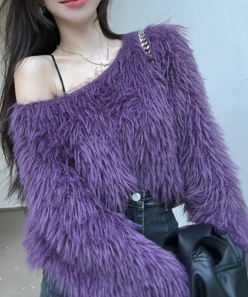 Ritzy(リッツィー)の「ショート丈 フェイクファー オフショルダー トップス(その他トップス・レディース・ブラック/ベージュ/モカ/パープル・FREE)」の7枚目の写真