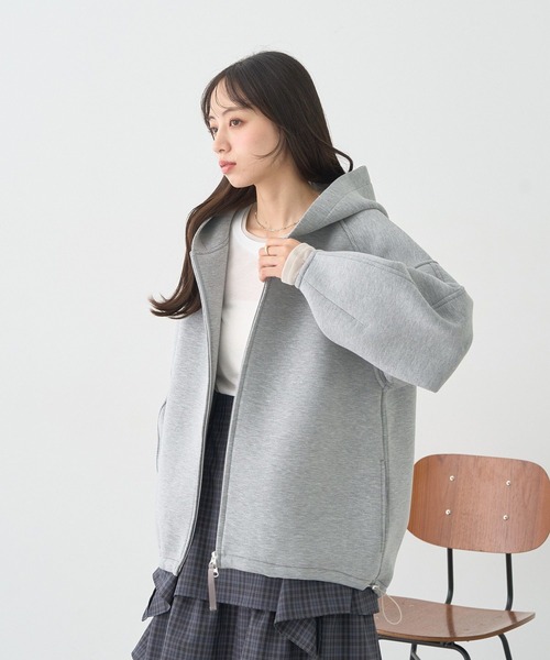 earth music&ecology（アースミュージックアンドエコロジー）の「ダンボールニットフーディーブルゾン（ブルゾン・レディース・ライトベージュ/ブラック/杢グレー・FREE）」の10枚目の写真