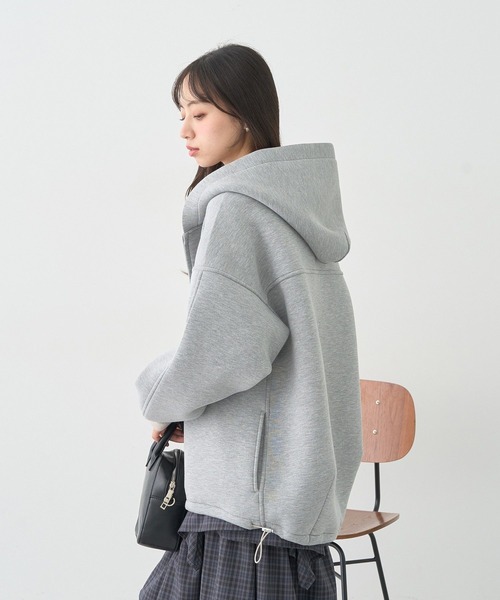 earth music&ecology（アースミュージックアンドエコロジー）の「ダンボールニットフーディーブルゾン（ブルゾン・レディース・ライトベージュ/ブラック/杢グレー・FREE）」の12枚目の写真