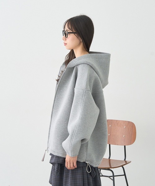 earth music&ecology（アースミュージックアンドエコロジー）の「ダンボールニットフーディーブルゾン（ブルゾン・レディース・ライトベージュ/ブラック/杢グレー・FREE）」の16枚目の写真