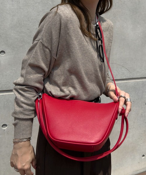 KOBE LETTUCE(コウベレタス)の「ダブルハンドルショルダーバッグ(ショルダーバッグ・レディース・ライトベージュ/ブラック/ブラウン/レッド/グレー・F)」の22枚目の写真