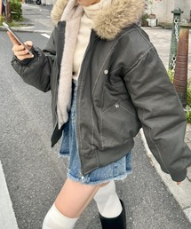【取り外し可能】ファーフードステッチブルゾン