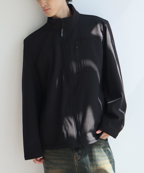 Calvin Klein(カルバン・クライン)の「【Calvin Klein/カルバンクライン】Fleece Back Soft Shell Jacket/裏フリース ソフトシェル ジャケット(その他アウター・メンズ・ブラック・M/L/S)」の2枚目の写真