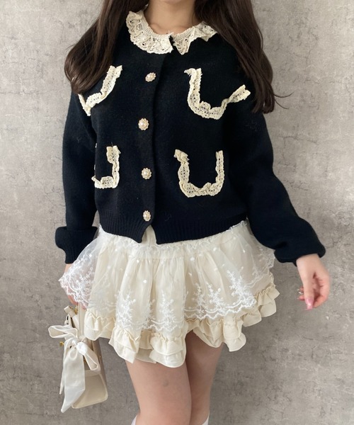 Mejoul（メジュール）の「レースデザインビジューボタンニットカーディガン（カーディガン/ボレロ・レディース・アイボリー/ブラック/ピンク/レッド・F）」の21枚目の写真