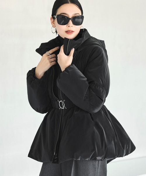 RUIRUE BOUTIQUE（ルイルエブティック）の「グロスタフタ×ダウン ｜ 洗える ｜ フーディー ダウンコート ( 共生地 ゴムベルト 付き ) ｜ アウター / コート / ショートダウン（ダウンジャケット/コート・レディース・ブラック・L/M）」の8枚目の写真