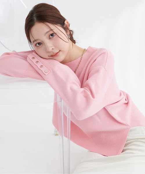 natural couture（ナチュラルクチュール）の「スタンドネック袖口釦ゆるニット（ニット/セーター・レディース・ホワイト系その他/ピンク/イエロー/ブラック/サックスブルー/アイボリー/オレンジ/ミント/ネイビー/ピンク系その他・FREE）」の15枚目の写真