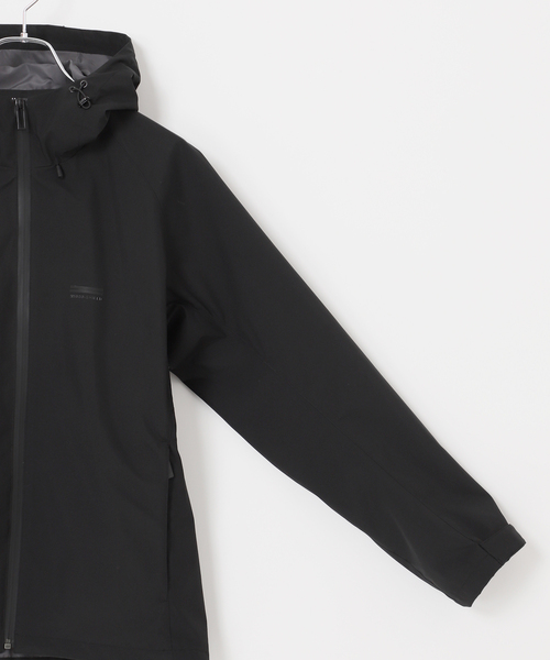 B.C STOCK（ベーセーストック）の「ハイドロシールド テックパーカー（マウンテンパーカー・メンズ・チャコールグレー/ブラック/アイボリー・MEDIUM/LARGE）」の7枚目の写真