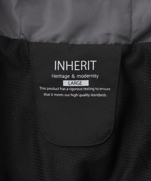 B.C STOCK（ベーセーストック）の「ハイドロシールド テックパーカー（マウンテンパーカー・メンズ・チャコールグレー/ブラック/アイボリー・MEDIUM/LARGE）」の14枚目の写真