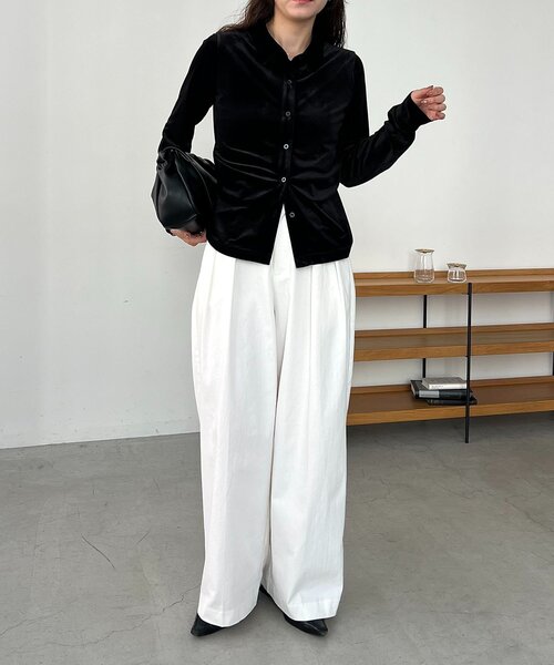 CAPRICIEUX LE'MAGE（カプリシューレマージュ）の「ベロアシャツ