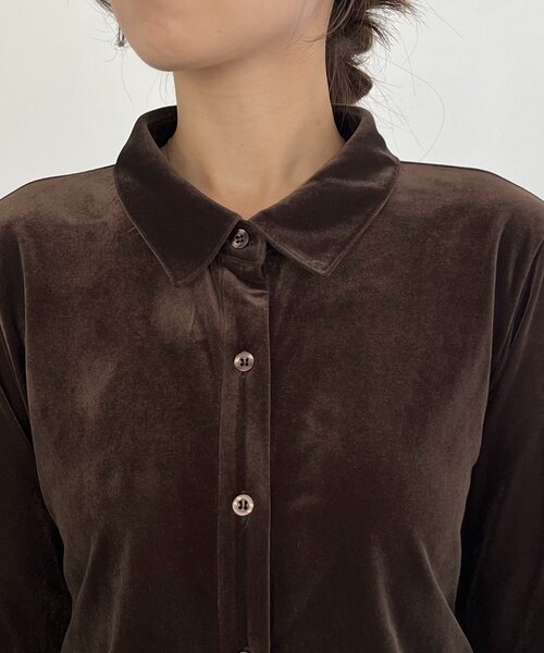 CAPRICIEUX LE'MAGE（カプリシューレマージュ）の「ベロアシャツ