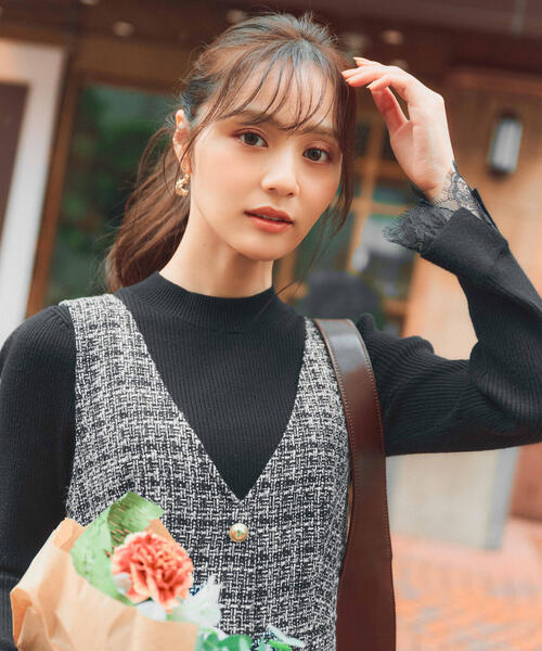 PROPORTION BODY DRESSING(プロポーションボディドレッシング)の「レースドッキングスリーブニット / 1215270122(ニット/セーター・レディース・ブラック/グレー/ホワイト系その他・FREE)」の4枚目の写真