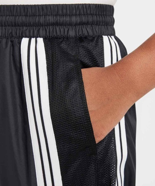 NIKE(ナイキ)の「NIKE/ナイキ キッズ ロンパン K NK RPL CROSSOVER PANT FZ5237-010(その他パンツ・キッズ・ブラック・130cm/150cm/140cm/160cm)」の9枚目の写真