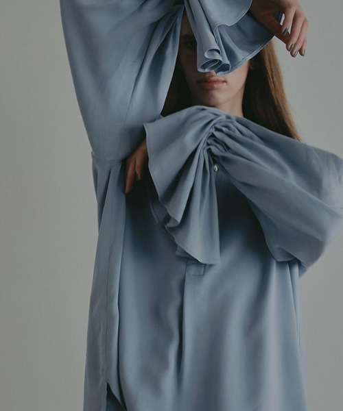 キャンディースリーブシルキーシャツ（シャツ/ブラウス）｜ETRE TOKYO
