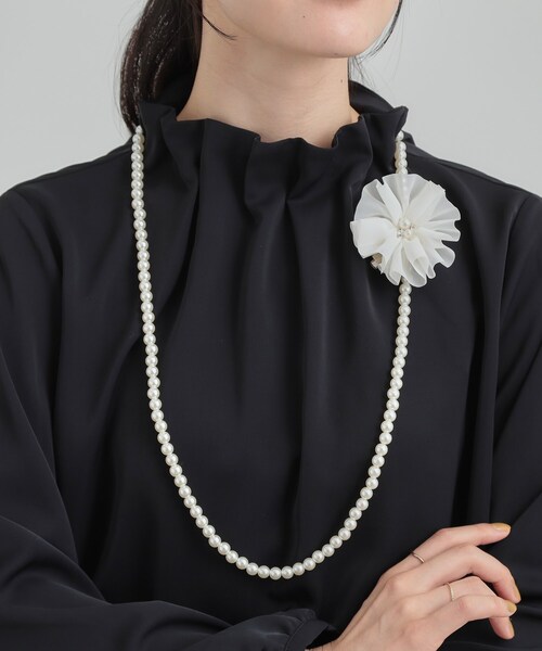 SHOO・LA・RUE（シューラルー）の「【セレモニー】コーサージュネックレス（ネックレス・レディース・アイボリー・00）」の8枚目の写真