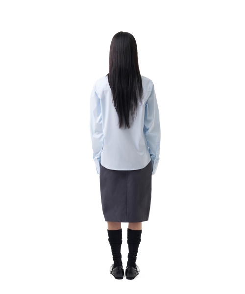 IUGAMAKARAS（イウガマカラス）の「Tied Shirts (Sky Blue)（シャツ/ブラウス・レディース・その他・FREE）」の7枚目の写真