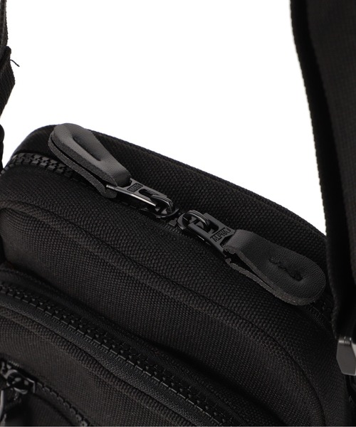 Alpha Industries（アルファインダストリーズ）の「Alpha Industries/アルファインダストリーズ/Label Messenger Bag S/ラベル メッセンジャー バッグ（ショルダーバッグ・メンズ・その他2/ブラック・F）」の12枚目の写真